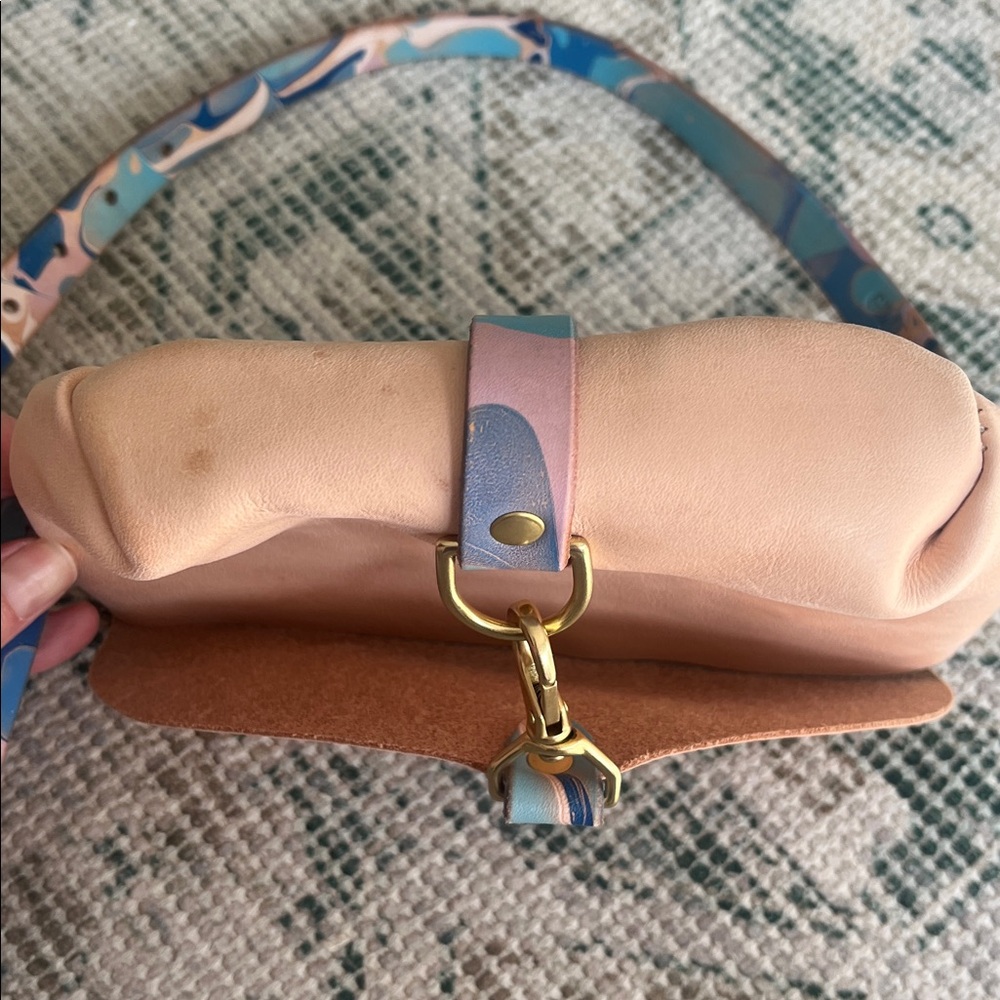 NWOT Glad & Young Fanny Pack Bag - Picture 9 of 15